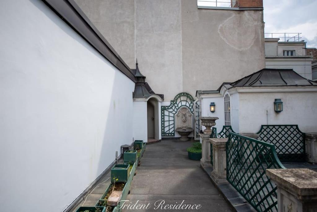 Zum Blauen Karpfen Apartment Vienna Exterior photo