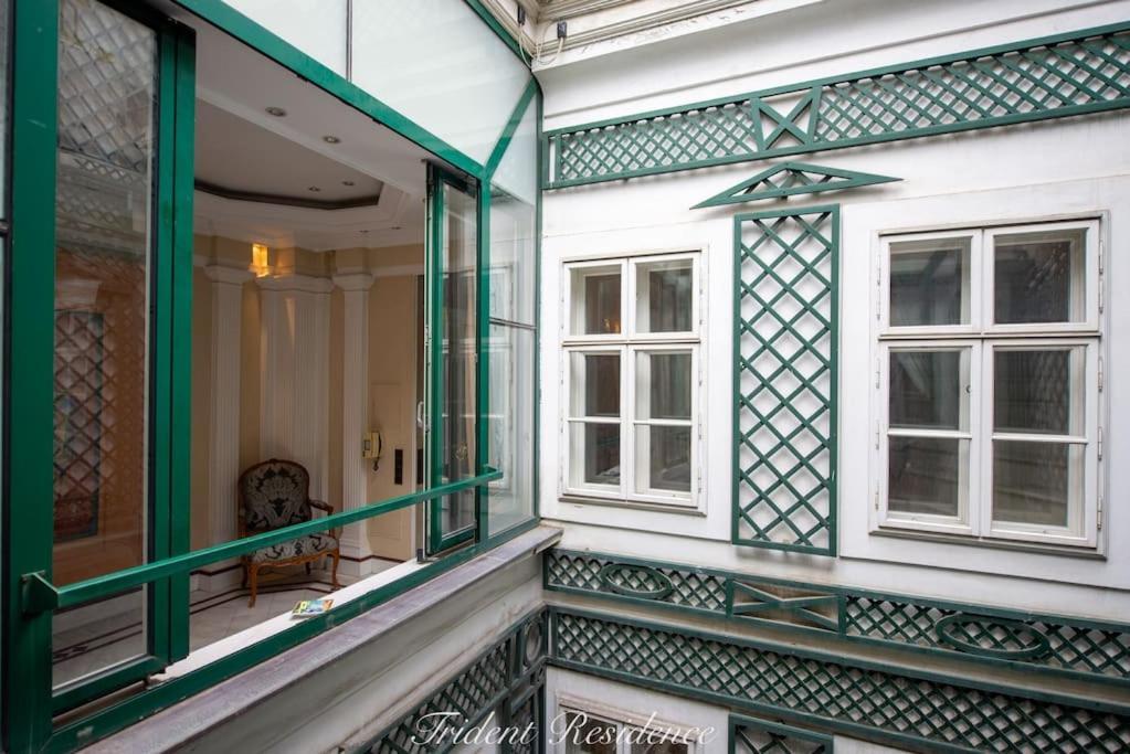 Zum Blauen Karpfen Apartment Vienna Exterior photo