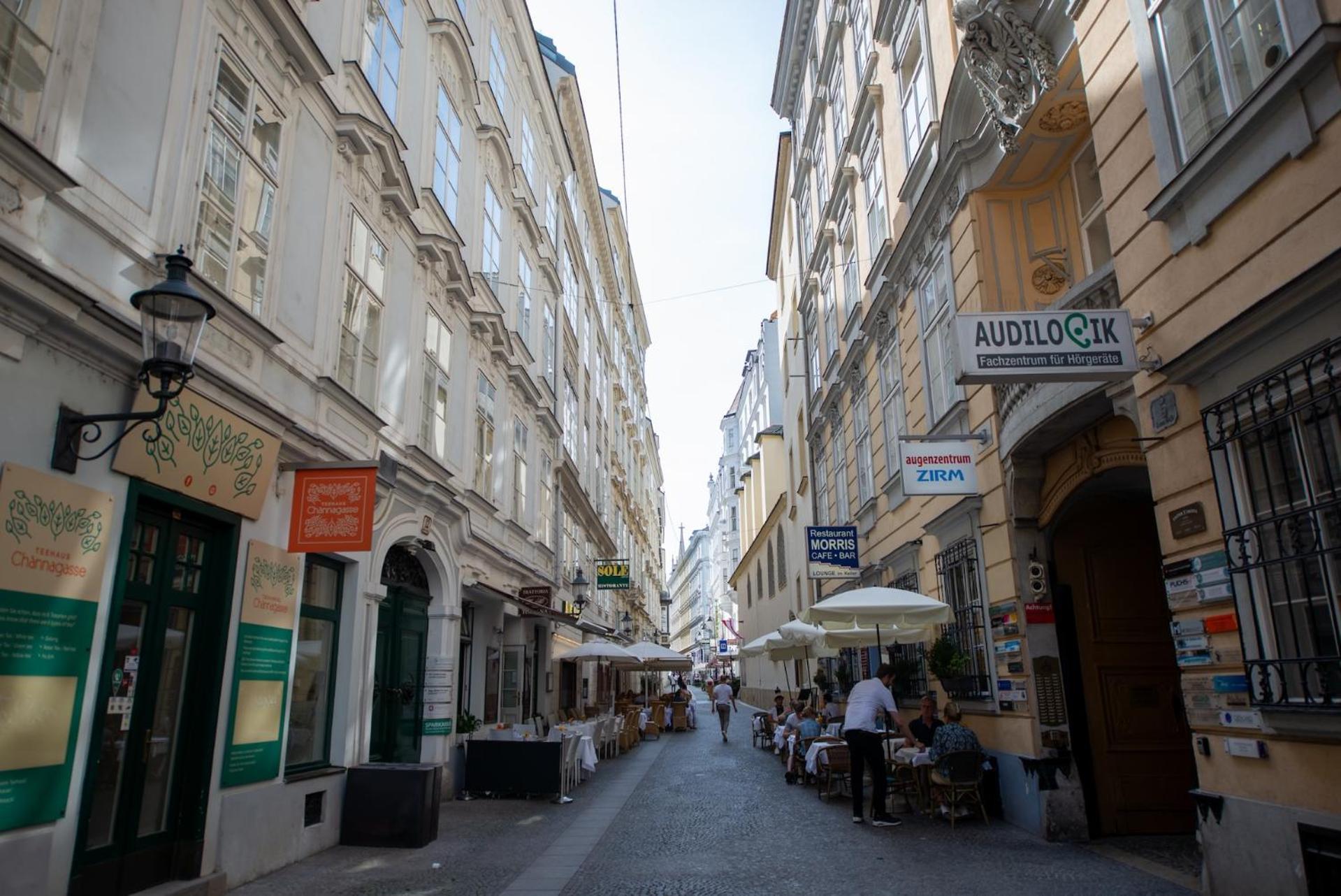 Zum Blauen Karpfen Apartment Vienna Exterior photo